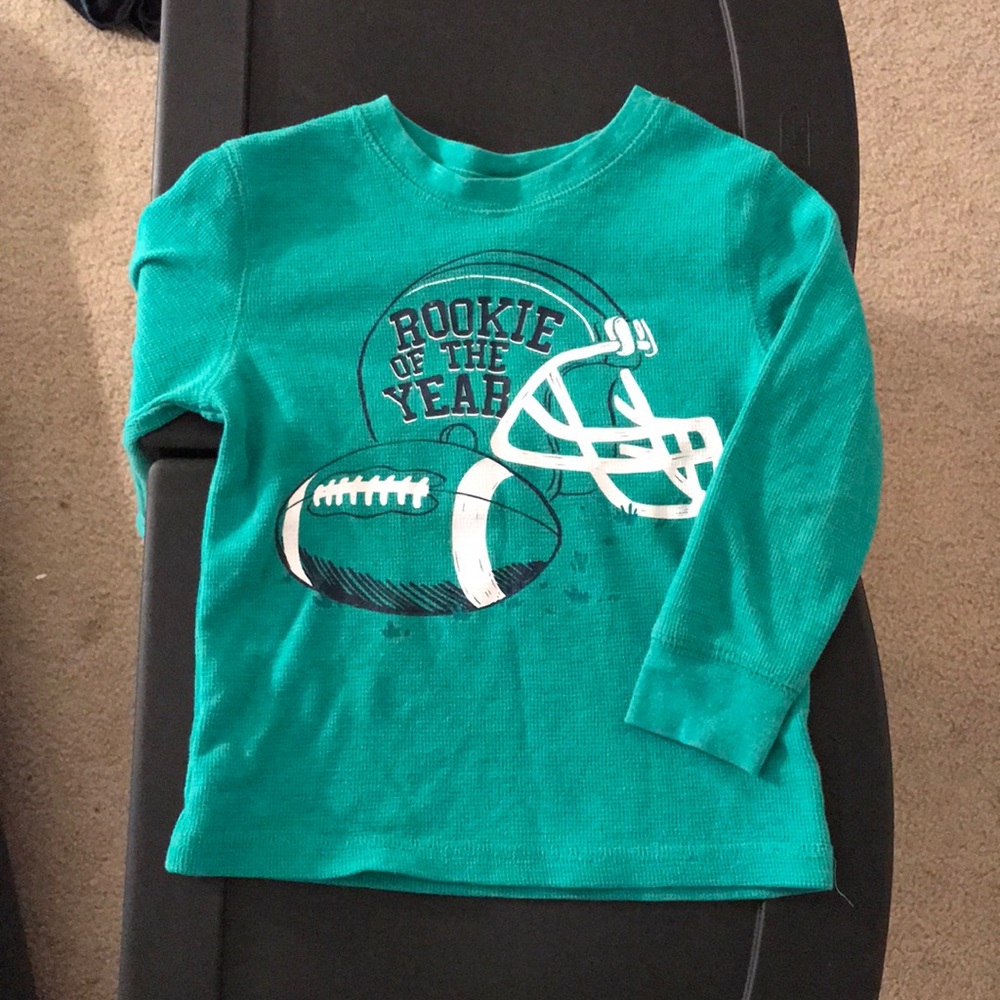 Green boys long sleeve shirt in good condition!